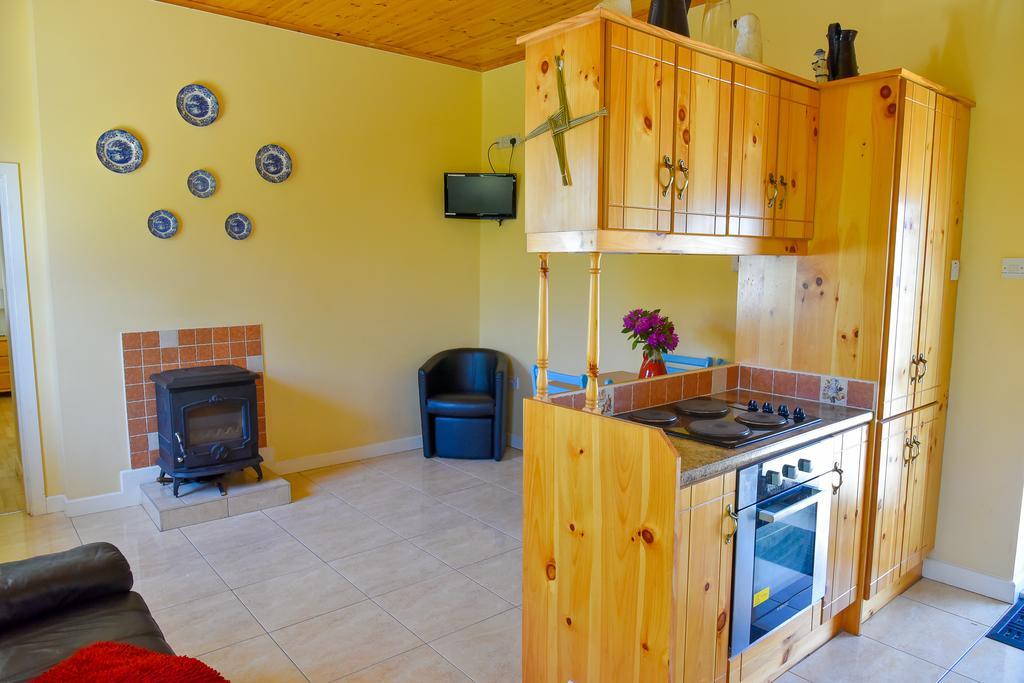 Achill Cottages Achill Sound Esterno foto